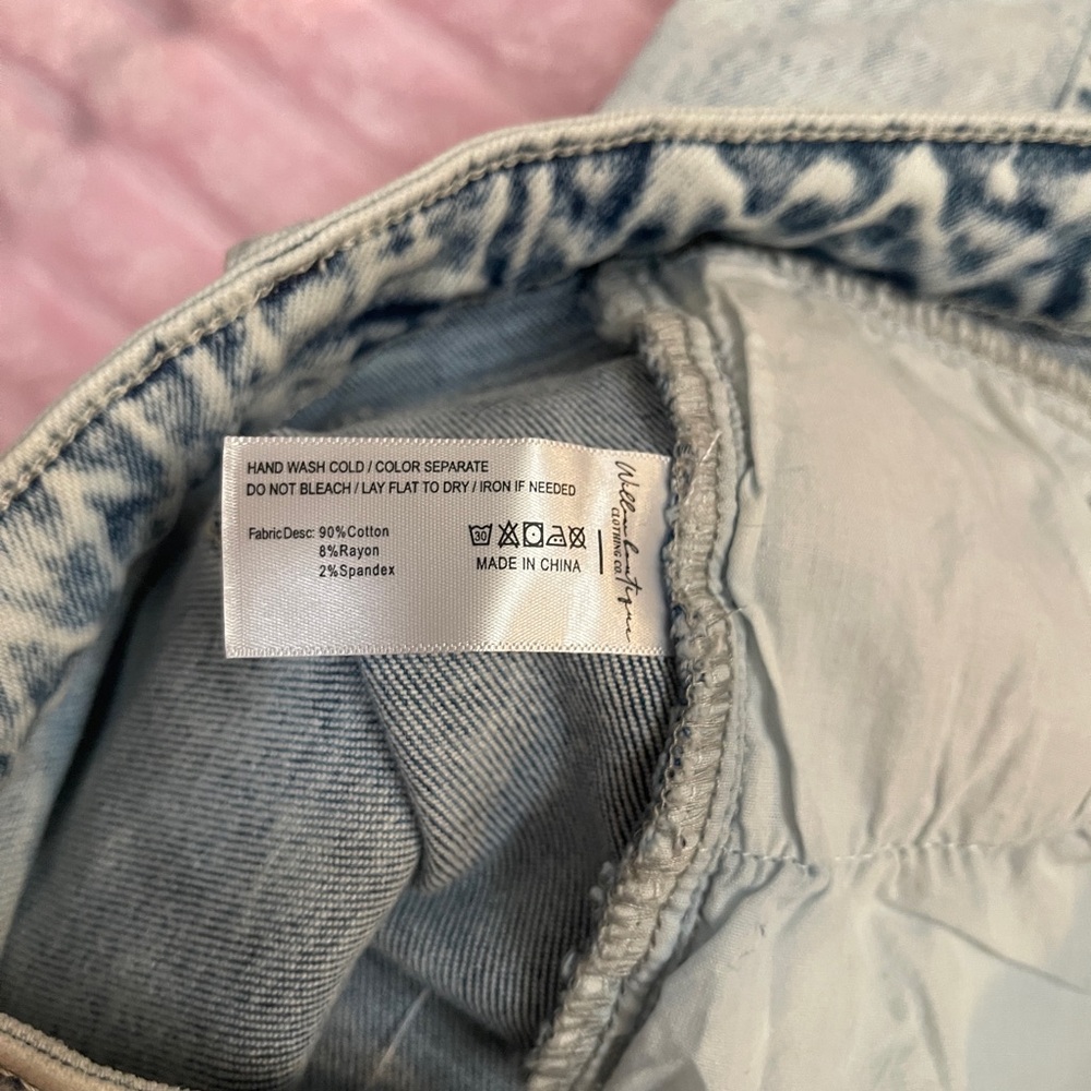Flair Acid wash jeans - Picture 4 of 6